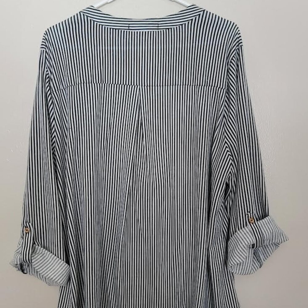 Always Indigo Zip V-neck | Size 3X - Picture 3 of 4